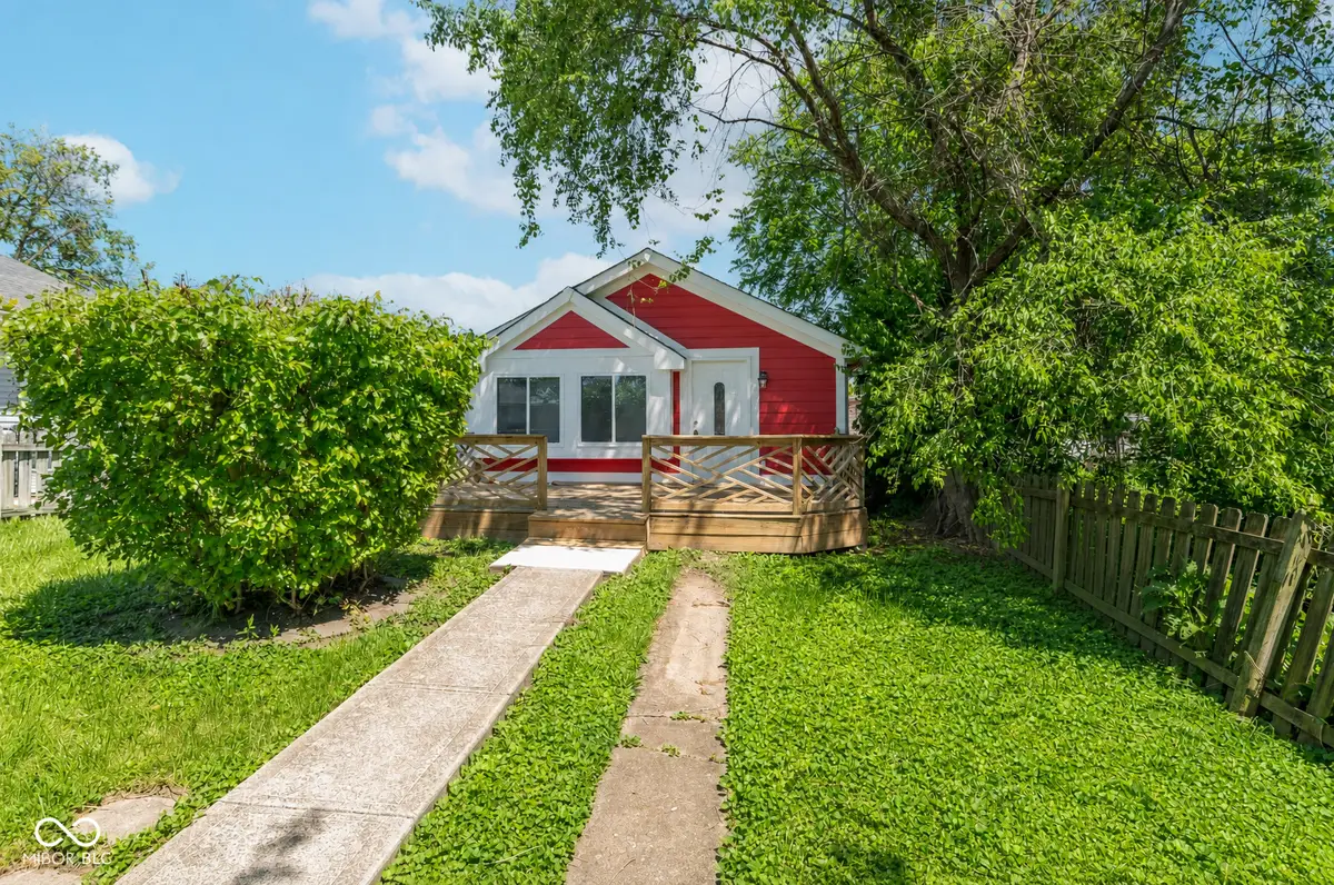 55 N 15th Avenue, Beech Grove, IN 46107 - #1