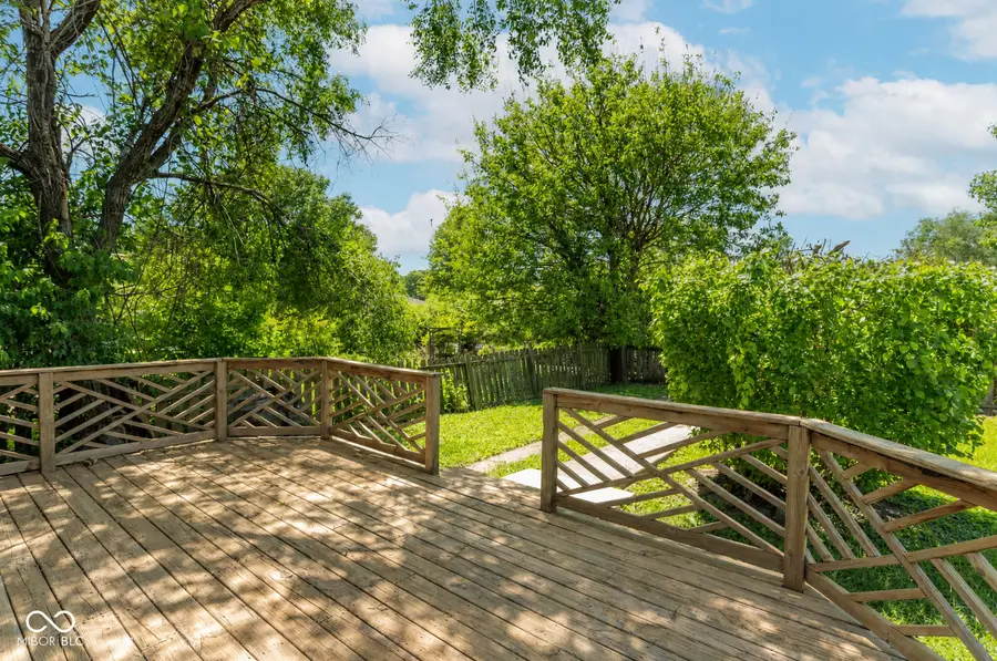 55 N 15th Avenue, Beech Grove, IN 46107 - #3
