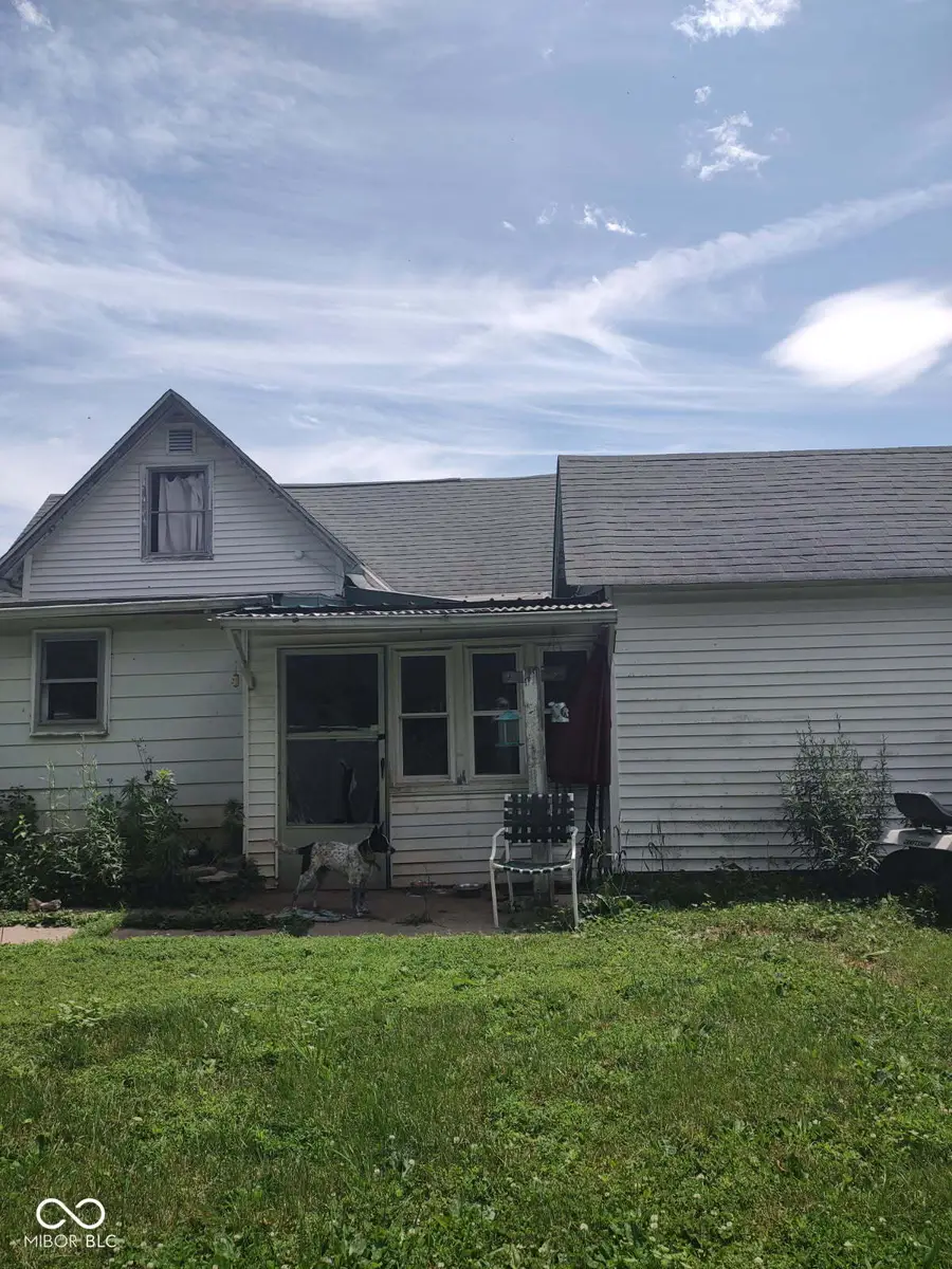 406 N Walnut Street, Carthage, IN 46115 - #2
