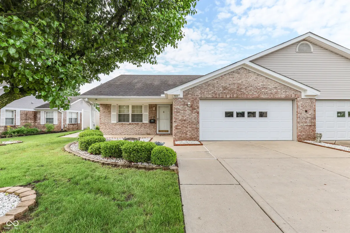 7915 Park Ward Place, Indianapolis, IN 46259 - #1