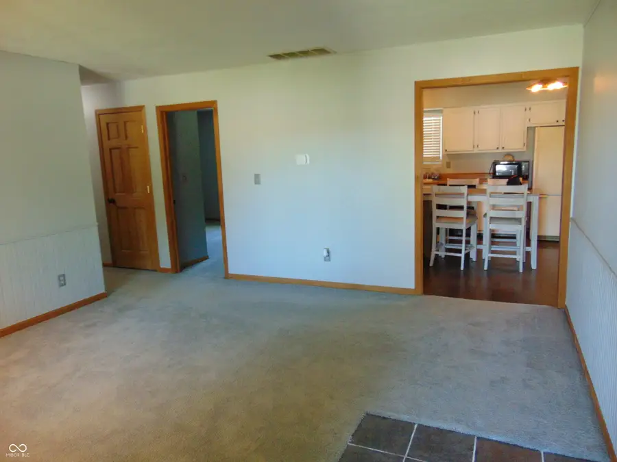 8218 Ehlerbrook Road, Indianapolis, IN 46237 - #3
