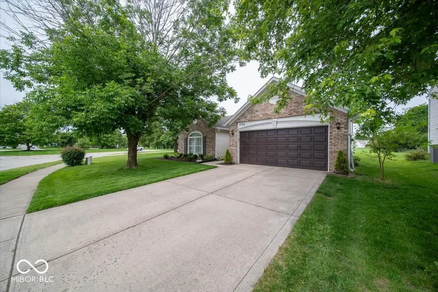 6766 Lexington Circle, Zionsville, IN 46077 - #2