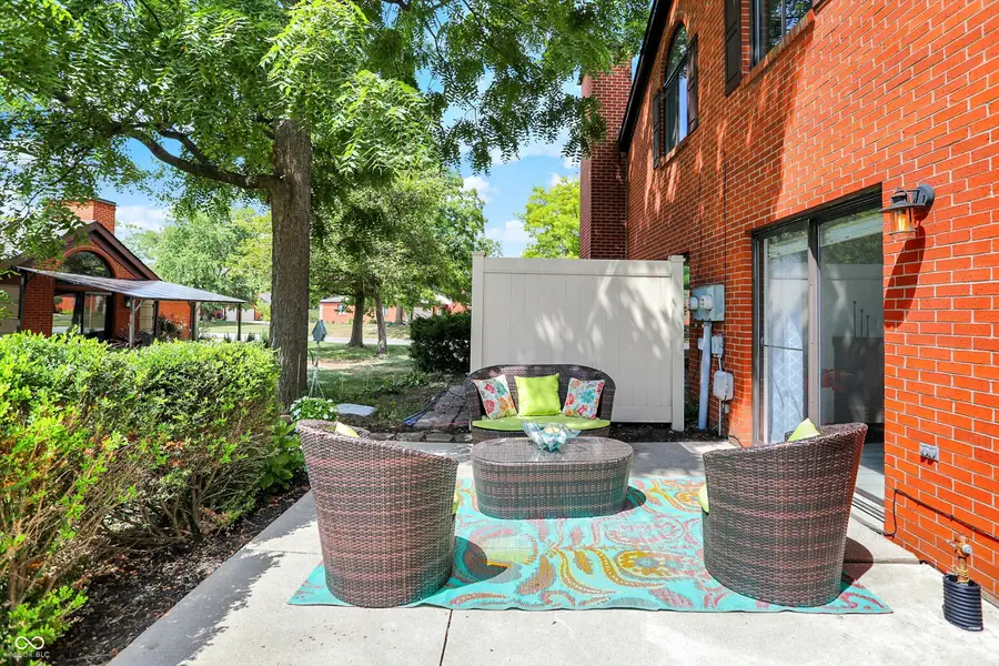 9394 Golden Leaf Way, Indianapolis, IN 46260 - #2