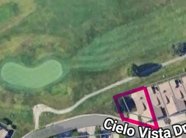 602 Cielo Vista Drive #602, Greenwood, IN 46143
