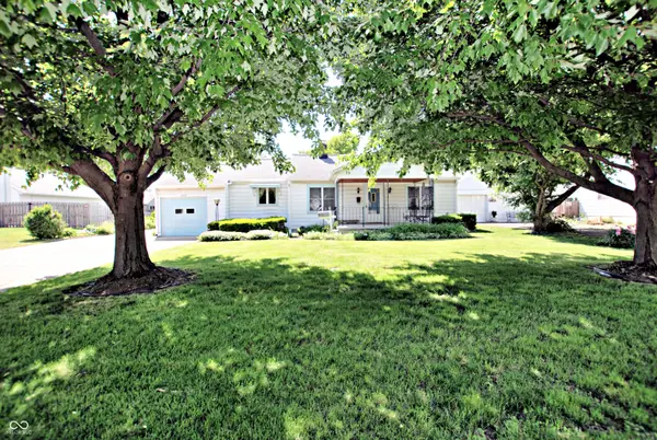 1112 S Lynhurst Drive, Indianapolis, IN 46241