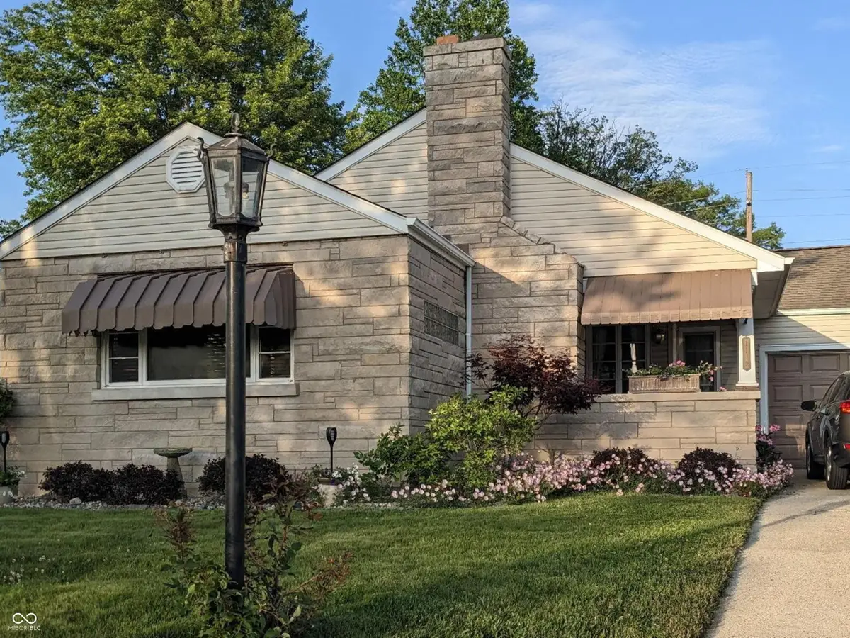 1112 N Harrison Street, Rushville, IN 46173 - #1