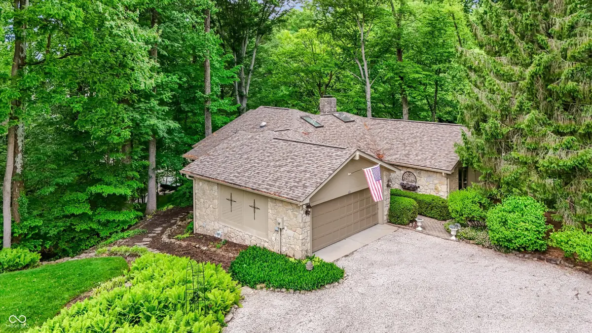 7592 S Poplar Point Drive, Trafalgar, IN 46181 - #1