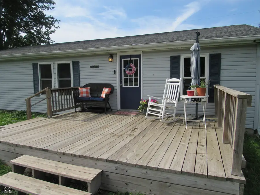 209 E Wabash Street, Wingate, IN 47994 - #2