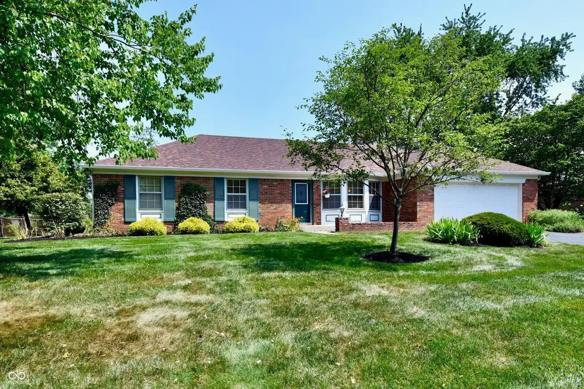8340 Los Robles Road, Fishers, IN 46038 - #1