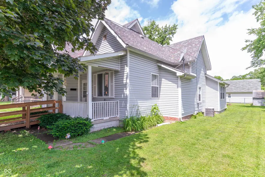 624 West Washington Street W, Shelbyville, IN 46176 - #3