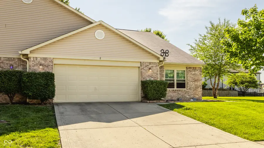 1203 Brittany Circle #B, Brownsburg, IN 46112 - #2