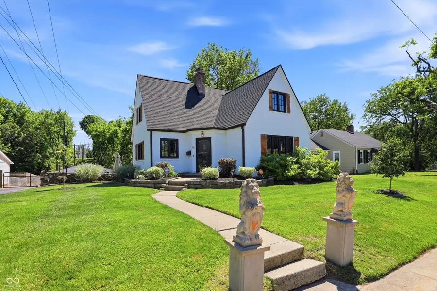 207 E Poplar Street, Danville, IN 46122 - #2