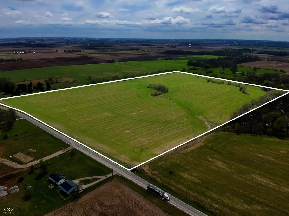 00 E State Road 32, Crawfordsville, IN 47933 - #1