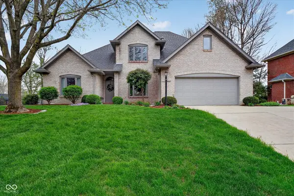 6633 Royal Oakland Place, Indianapolis, IN 46236