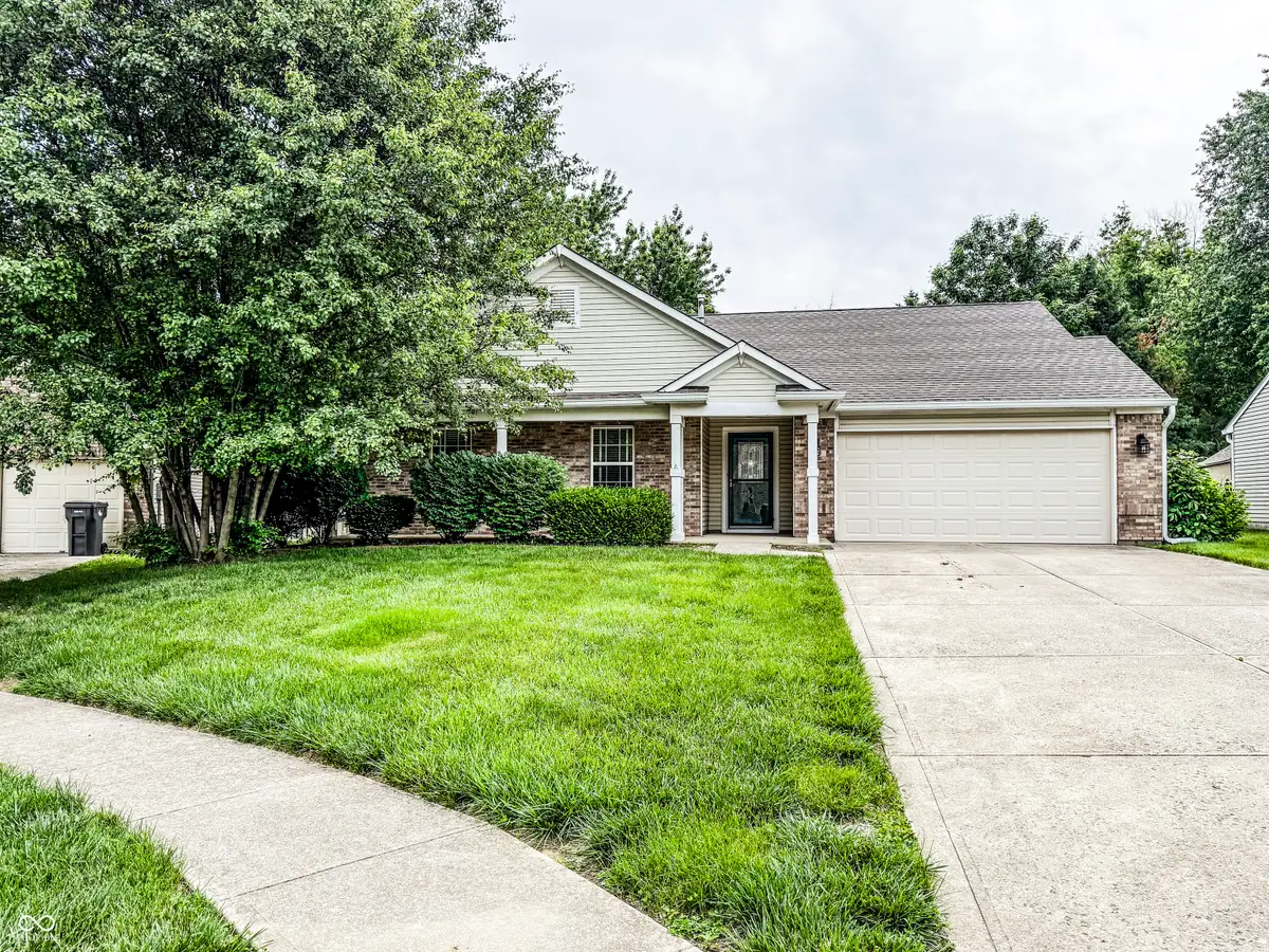 6919 Millbrook Circle, Indianapolis, IN 46237 - #1