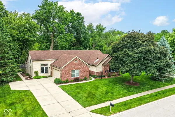 13764 Roswell Drive, Carmel, IN 46032