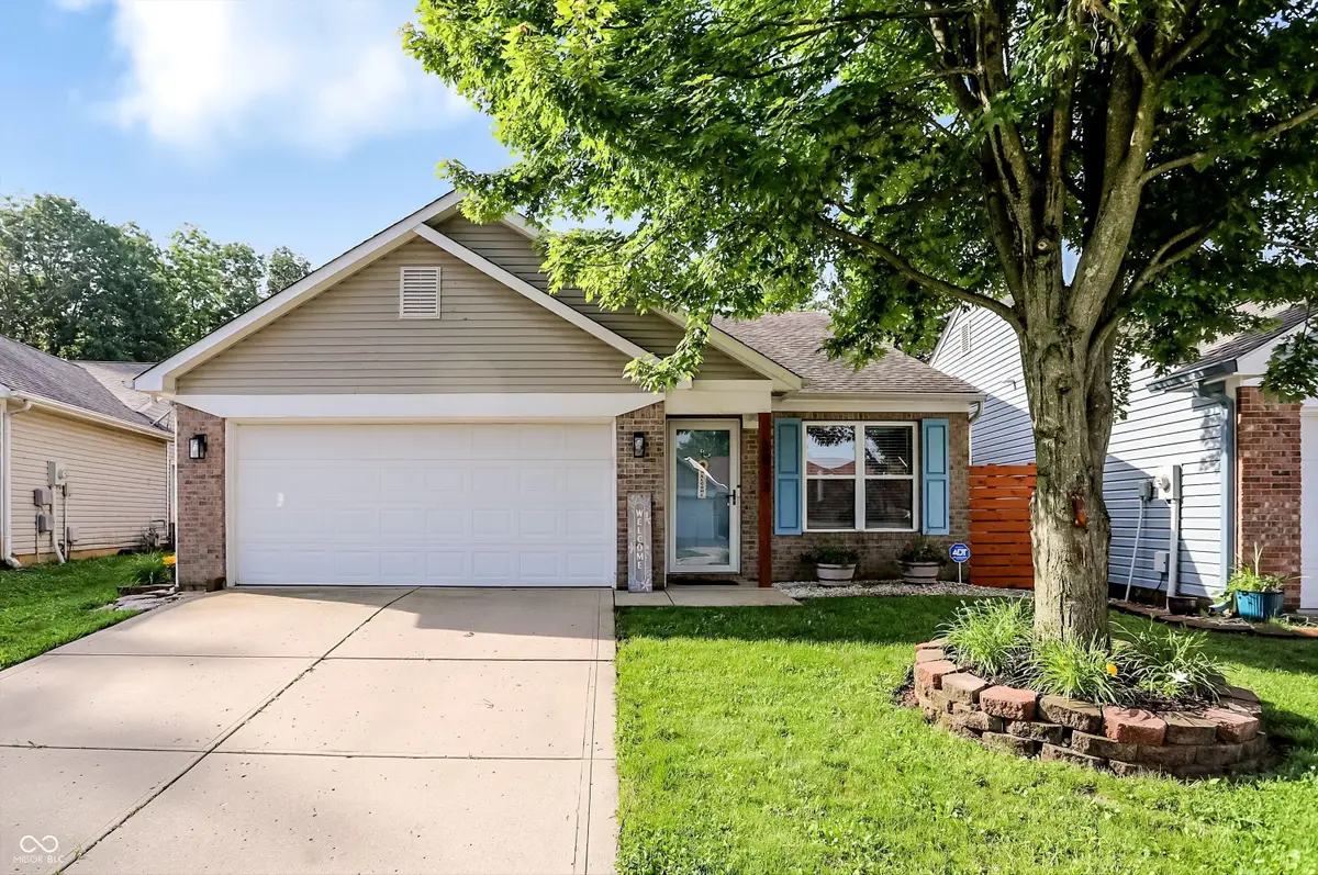 1013 Ebony Circle, Franklin, IN 46131 - #1