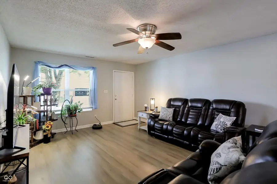 1013 Ebony Circle, Franklin, IN 46131 - #3