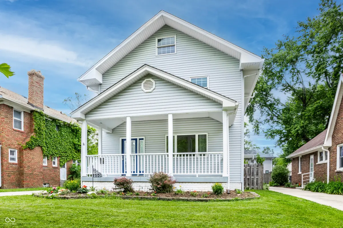 250 W 44th Street, Indianapolis, IN 46208 - #1