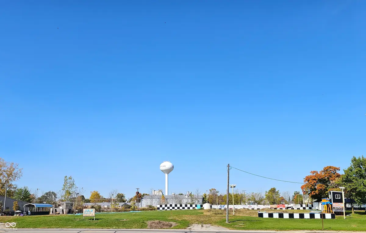 800 W Chestnut Street, Union City, IN 47390 - #1