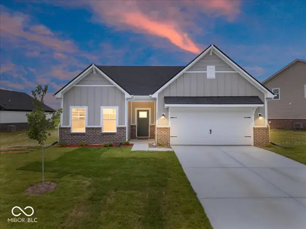 1549 Little Rodeo Place, Greenwood, IN 46143