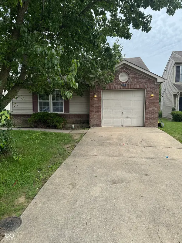 10945 NE Cedar Pine Drive Ne, Indianapolis, IN 46235