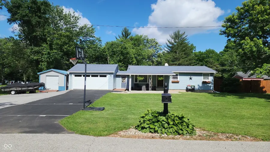 1003 Gray Street, Veedersburg, IN 47987 - #2