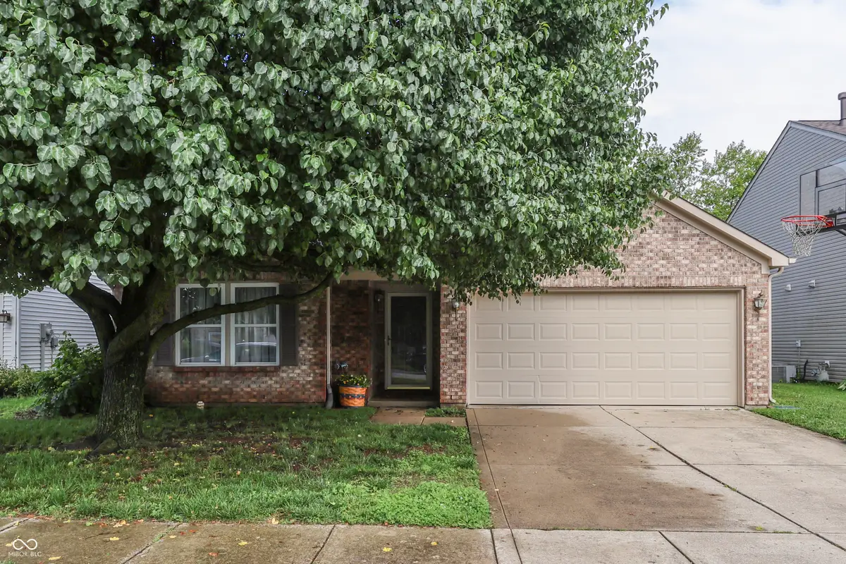 6613 Sonesta Drive, Indianapolis, IN 46217 - #1