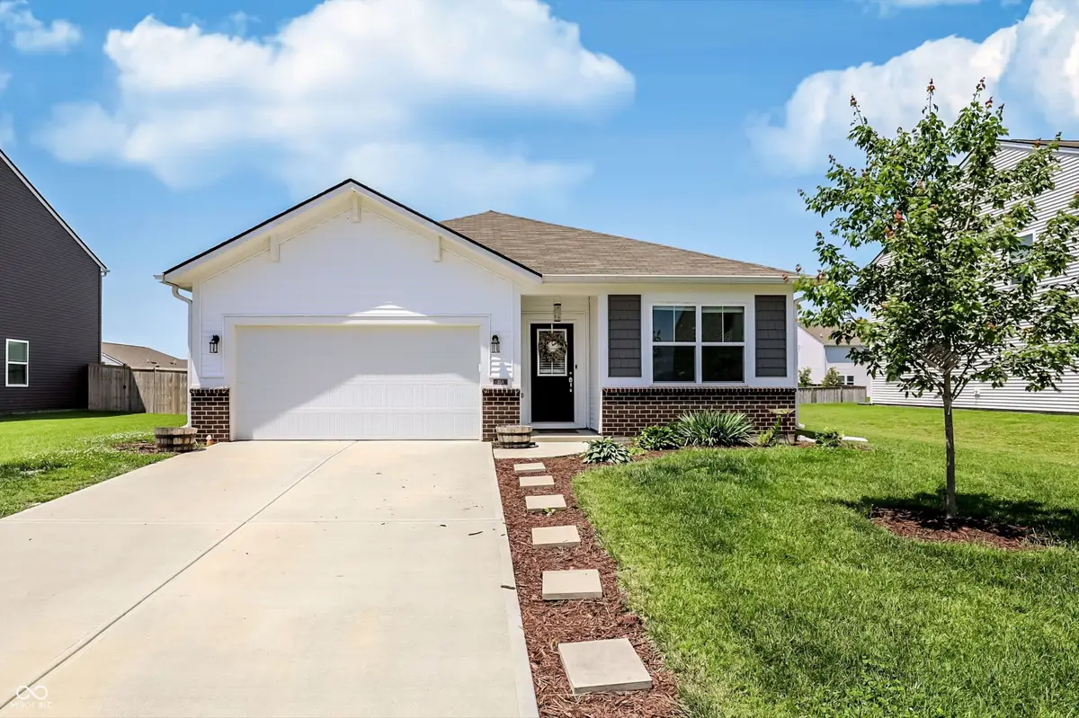 358 Switchgrass Lane, Whiteland, IN 46184 - #1