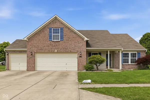 1672 Sagemeadow Drive, Brownsburg, IN 46112