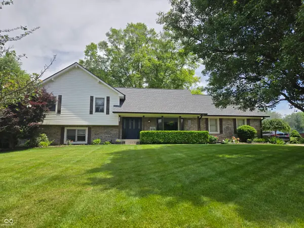 225 Southwind Way, Greenwood, IN 46142