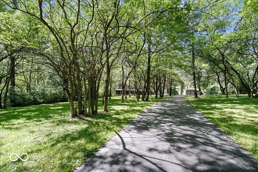 9365 E 200 S, Zionsville, IN 46077 - #2