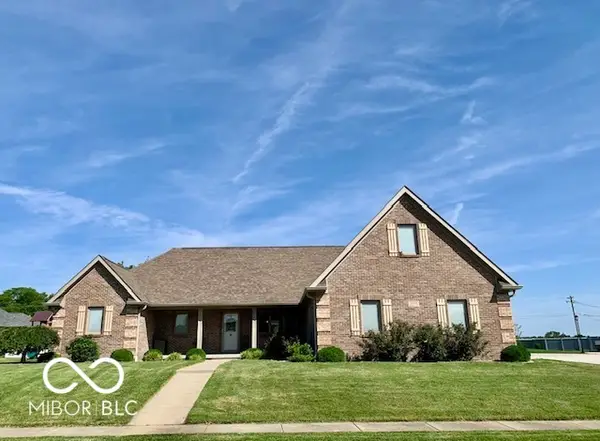 3555 Saint Andrews Place, Seymour, IN 47274