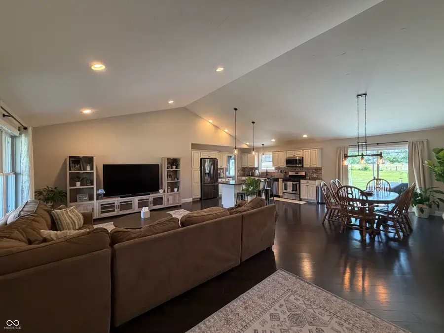 102 Shale Court, Batesville, IN 47006 - #3
