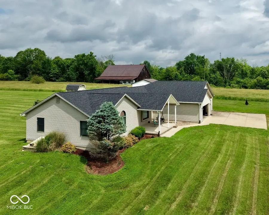 4000 S 550 W, Columbus, IN 47201 - #2