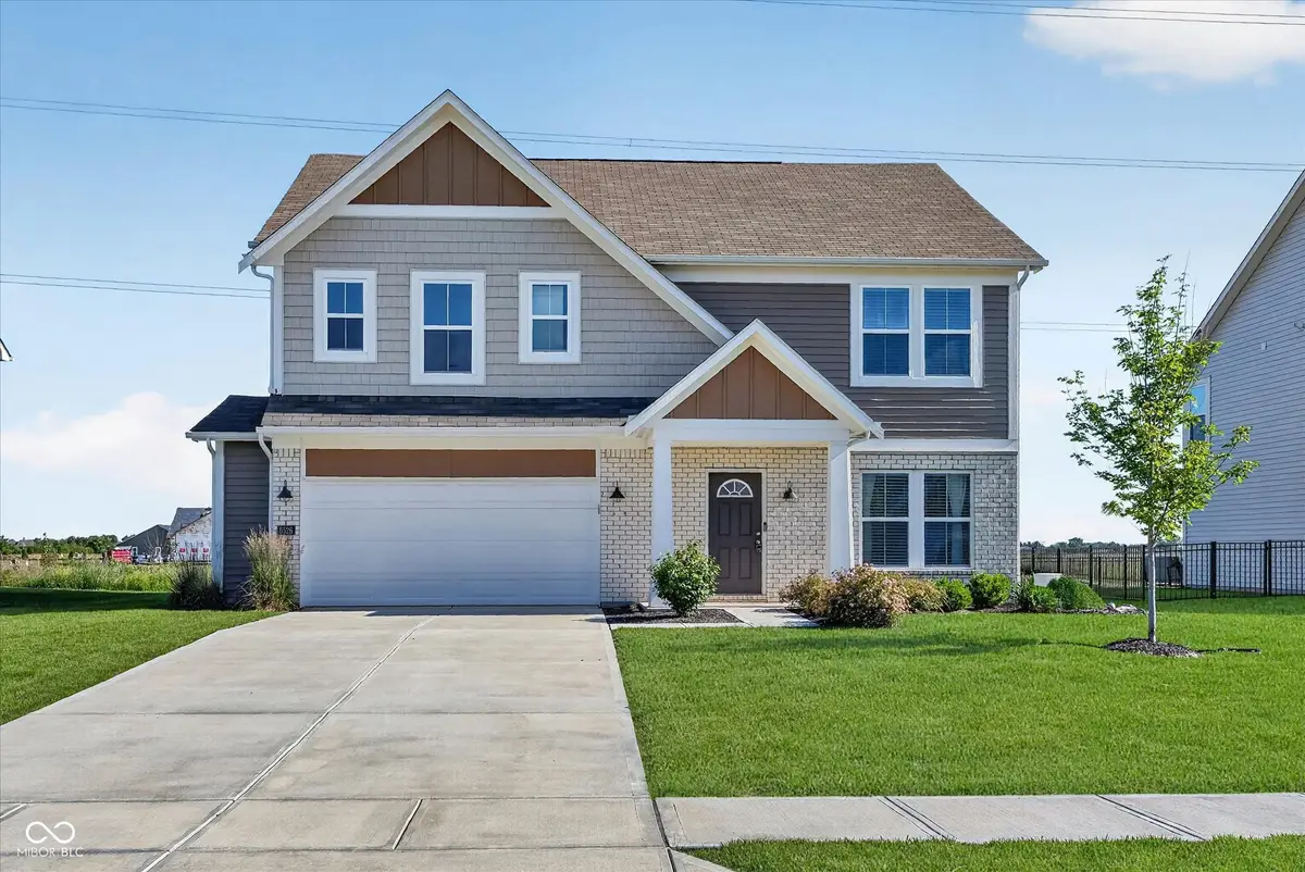 5526 Woods Pointe Drive, McCordsville, IN 46055 - #1