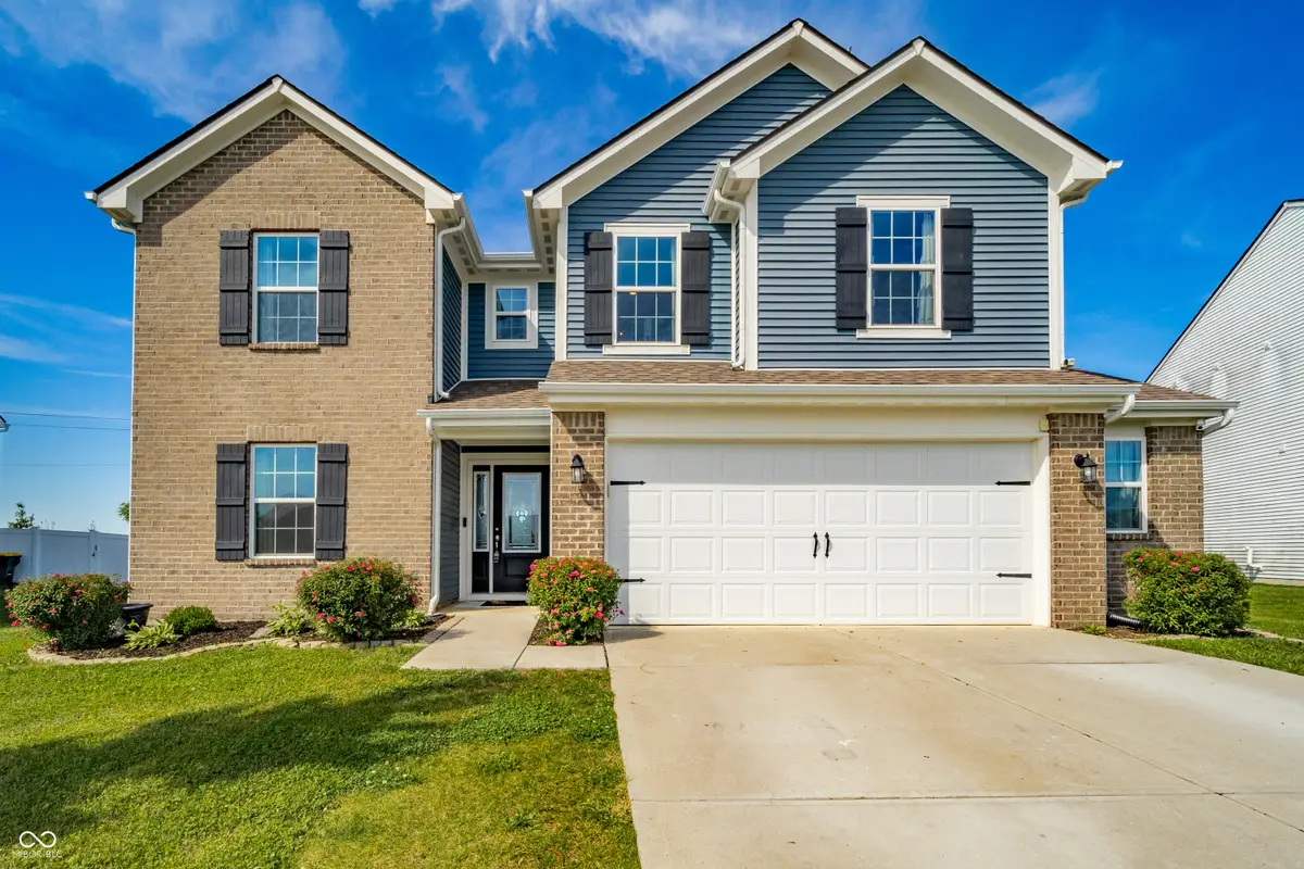 6552 Blackthorne Drive, Pendleton, IN 46064 - #1