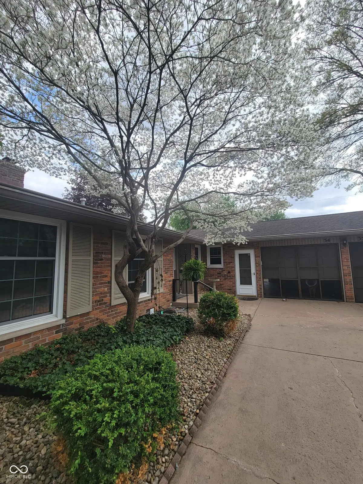 3435 Heritage Road, Columbus, IN 47203 - #1