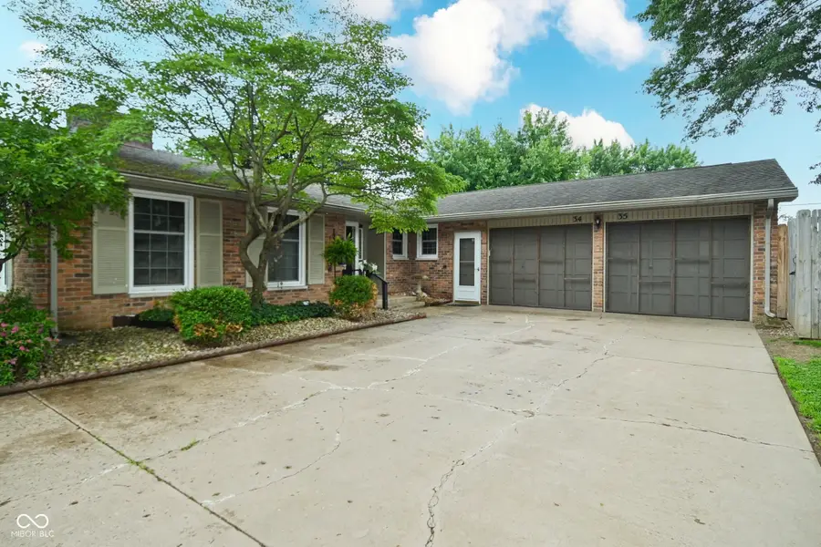 3435 Heritage Road, Columbus, IN 47203 - #2
