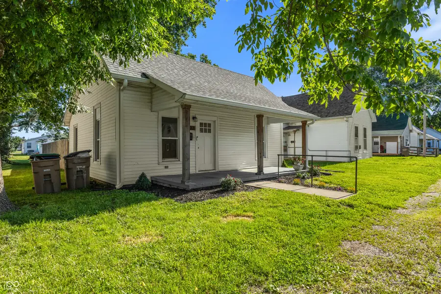 1922 Wallace Avenue, Columbus, IN 47201 - #3