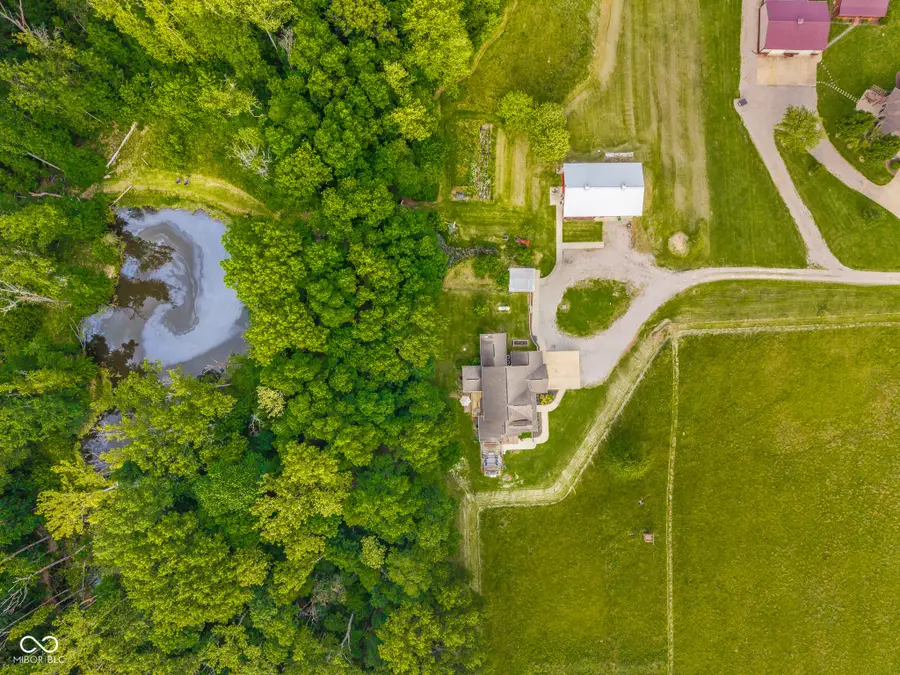 9598 W 300 S, Columbus, IN 47201 - #3