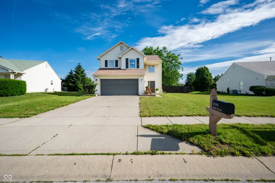 10194 Buell Drive, Avon, IN 46123 - #2