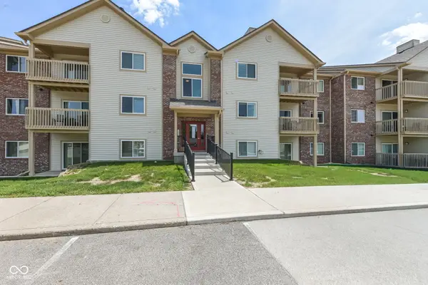 12517 Timber Creek Drive #UNIT 4, Carmel, IN 46032