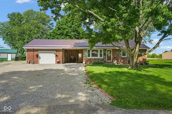 806 W Walnut Drive, Rockville, IN 47872
