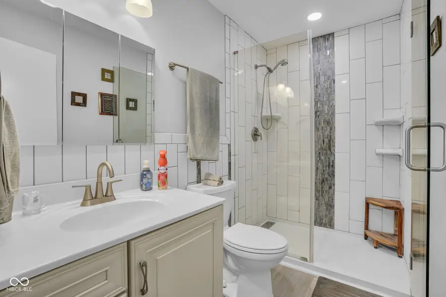806 W Walnut Drive, Rockville, IN 47872 - #2