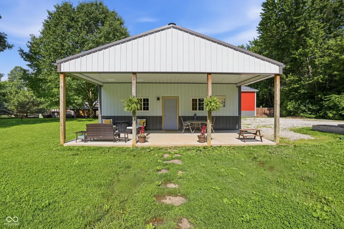 6898 N Twin Beach Street, Brazil, IN 47834 - #1