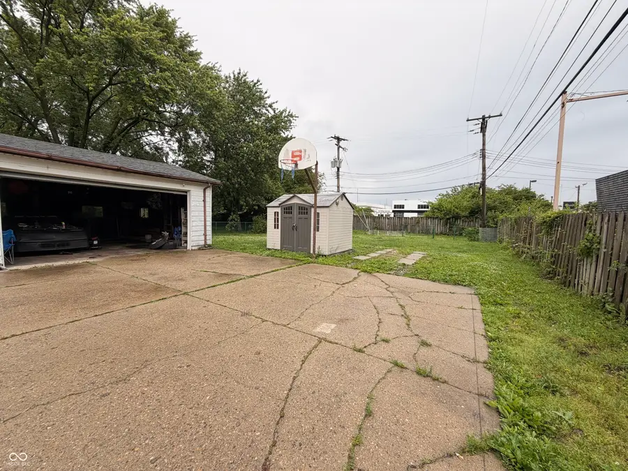 39 Burbank Road, Indianapolis, IN 46219 - #3