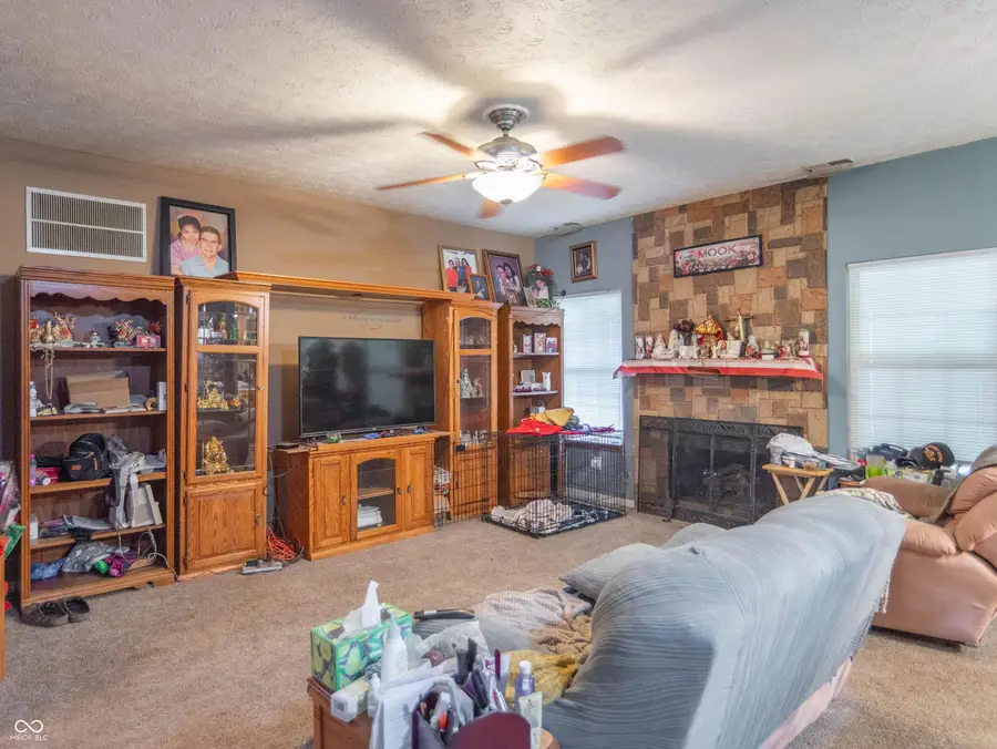 8232 Cardinal Court, Avon, IN 46123 - #3