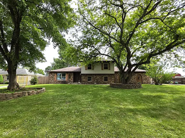 10815 Melissa Ann Drive, Indianapolis, IN 46234
