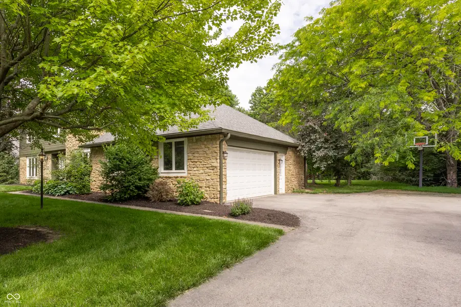 1030 Maxwell Lane, Zionsville, IN 46077 - #3